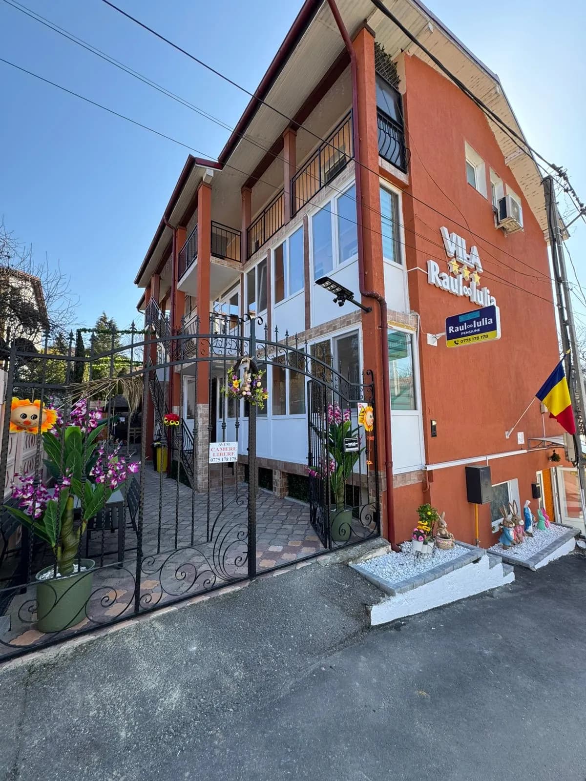 La 400 de metri de ștrandurile din Băile Felix