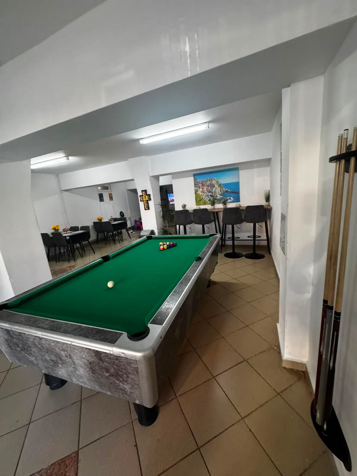 Livingul de la subsol, pentru serile ploioase
